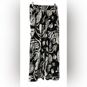 Christian Siriano Cropped Linen Blend Pants.